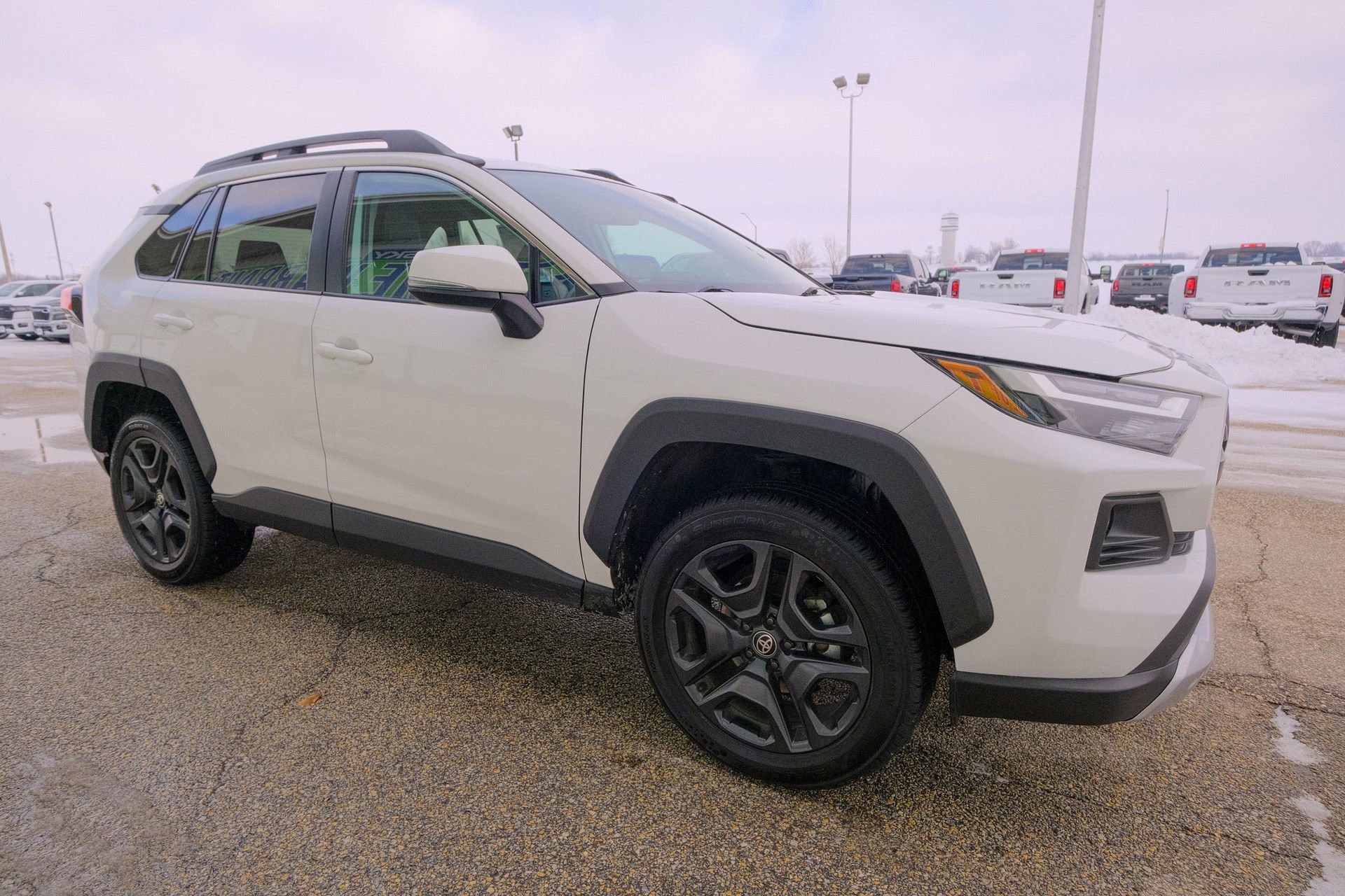 Used 2024 Toyota RAV4 Adventure image 11