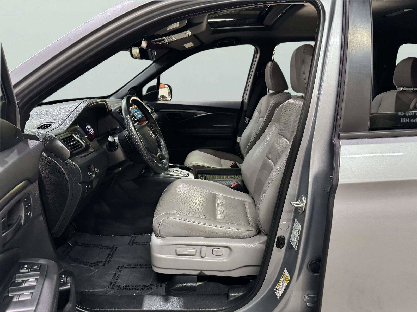 Used 2023 Honda Passport EX-L image 21