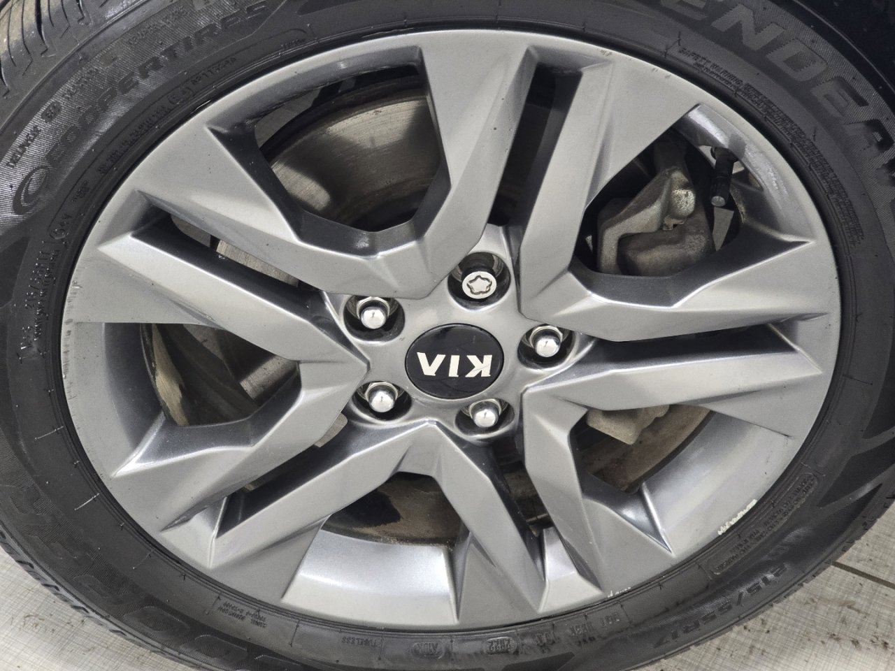 Used 2021 Kia Seltos LX image 8