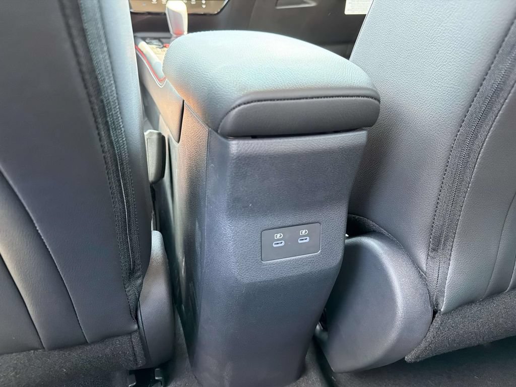 New 2026 Nissan Kicks SR FWD image 17