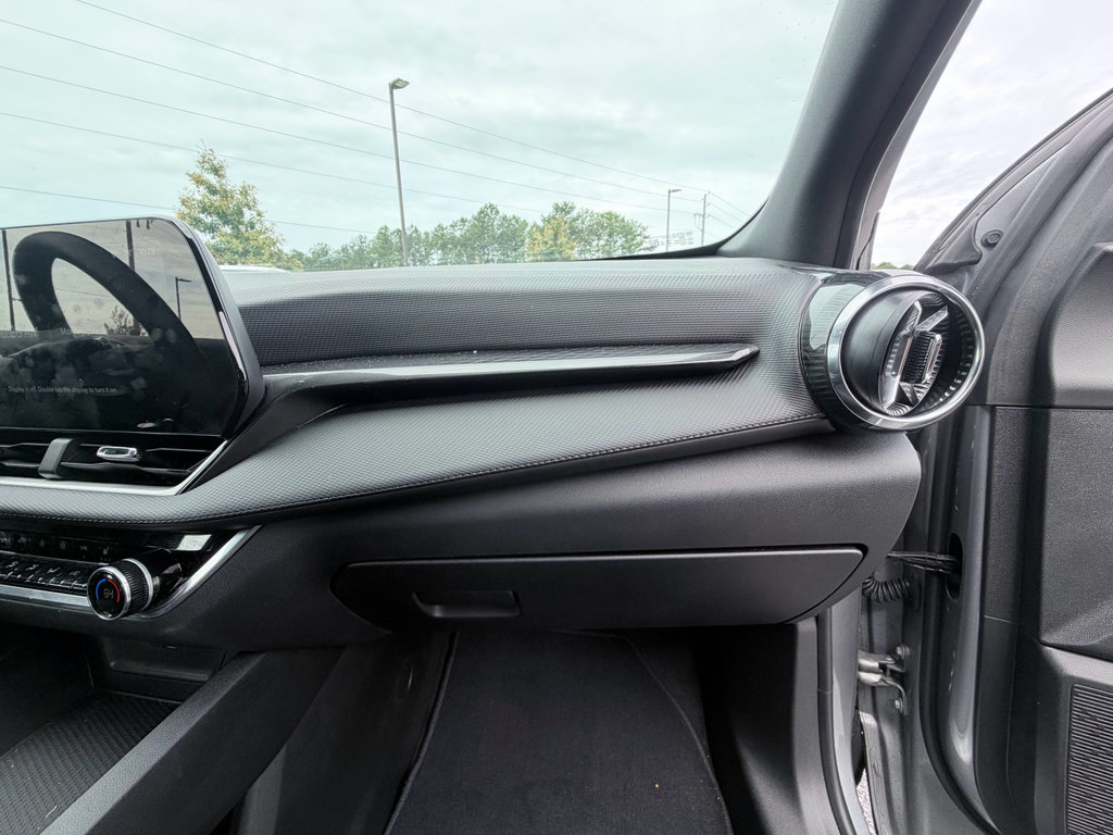 Used 2026 Chevrolet Equinox LT w/ Convenience Package II FWD image 19