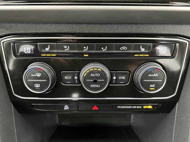 Used 2022 Volkswagen Atlas SEL AWD/4WD image 19