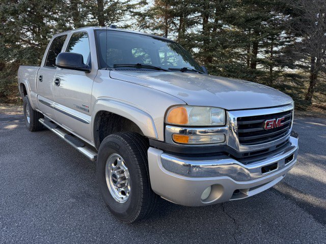 Used 2005 GMC Sierra 2500 SLT w/ Heavy-Duty Power Package AWD/4WD image 4