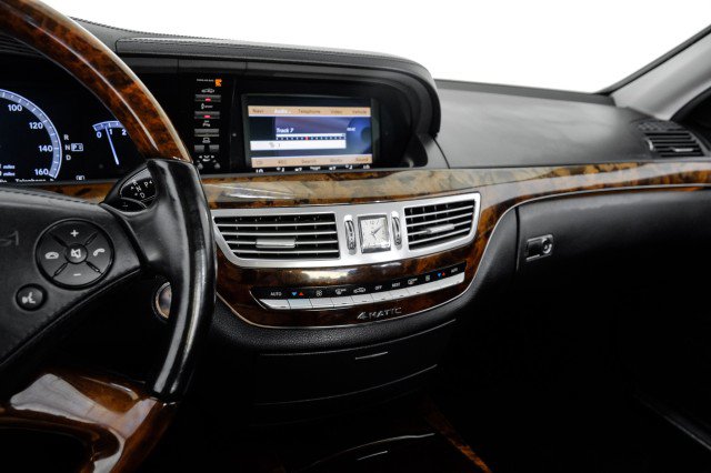 Used 2013 Mercedes-Benz S 550 4MATIC image 25