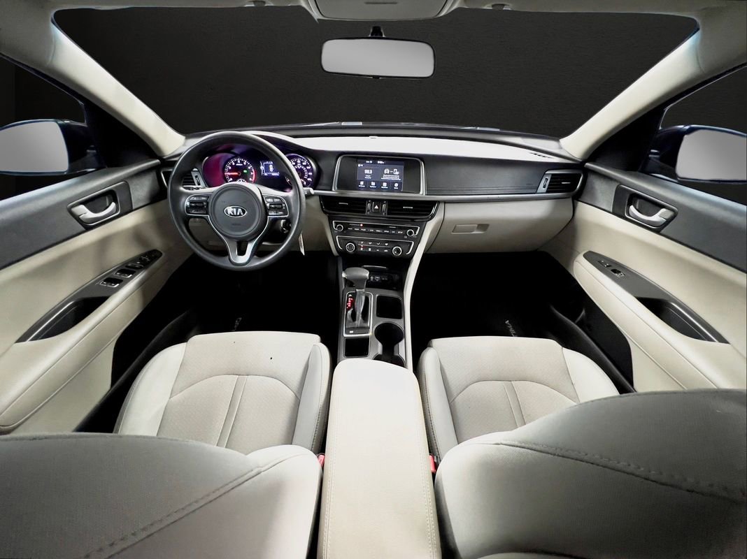Used 2018 Kia Optima LX image 16