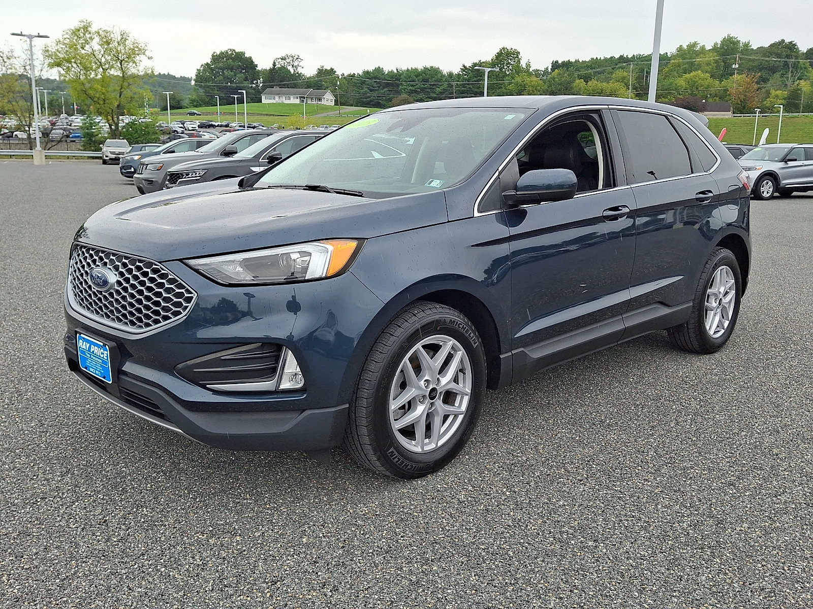 Certified 2023 Ford Edge SEL w/ Convenience Package AWD/4WD image 4