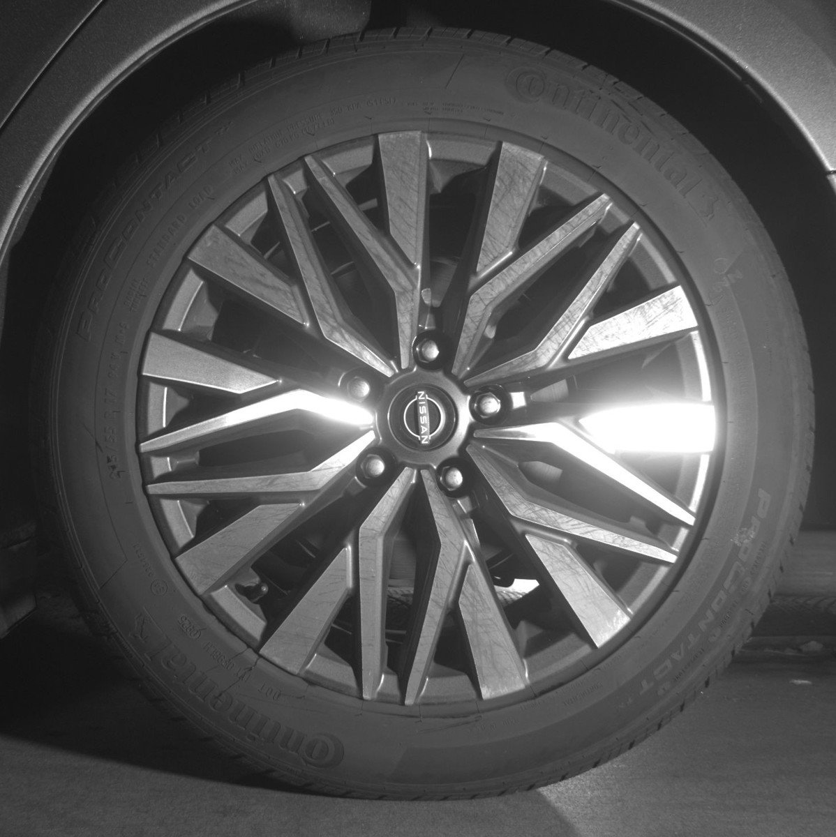 Used 2025 Nissan Altima 2.5 SV image 14