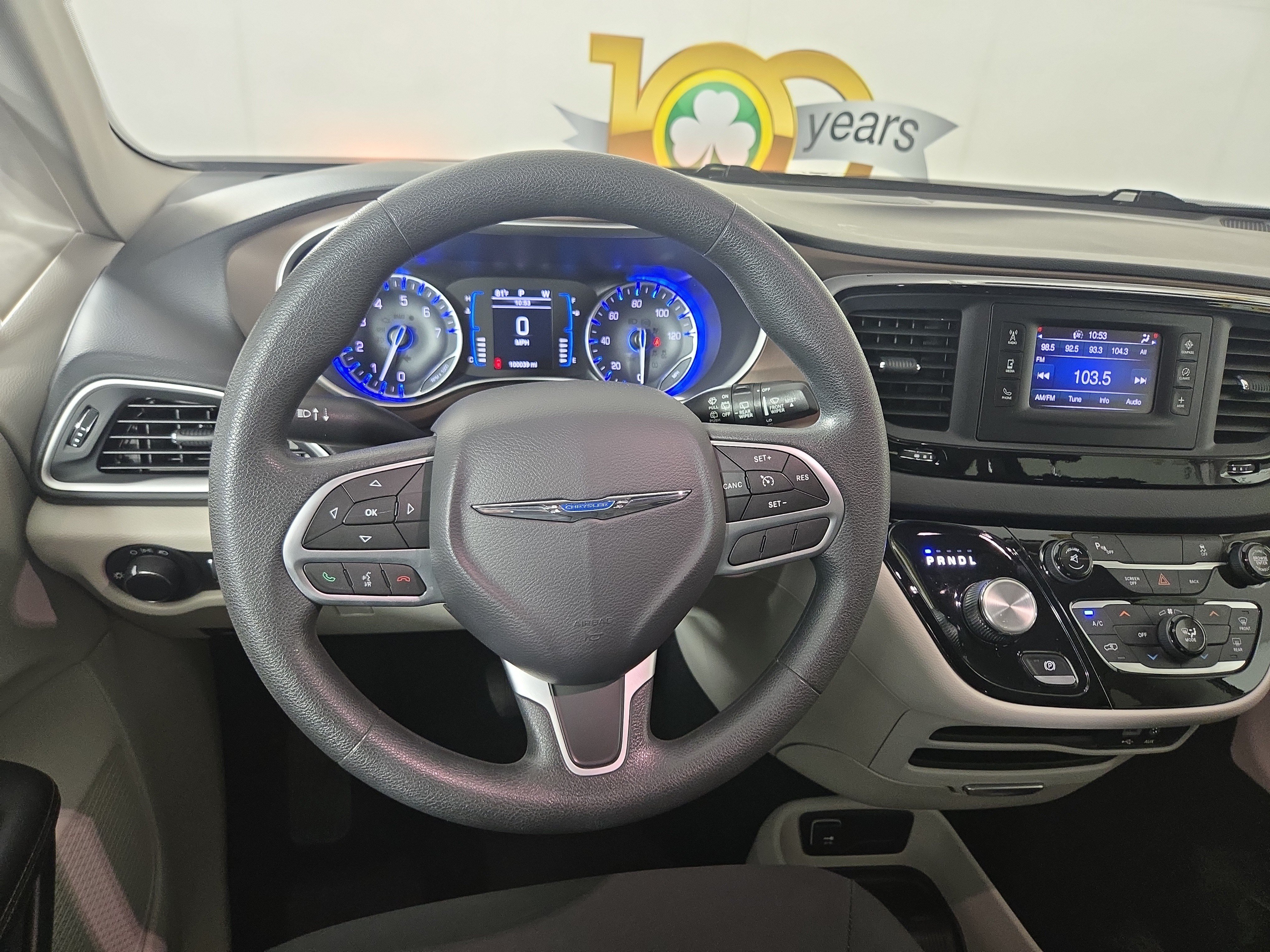 Used 2017 Chrysler Pacifica LX w/ Tire & Wheel Group FWD image 15