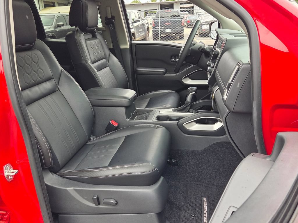 Certified 2025 Nissan Frontier SL AWD/4WD image 13