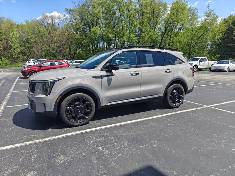 Used 2024 Kia Sorento SX AWD/4WD image 5