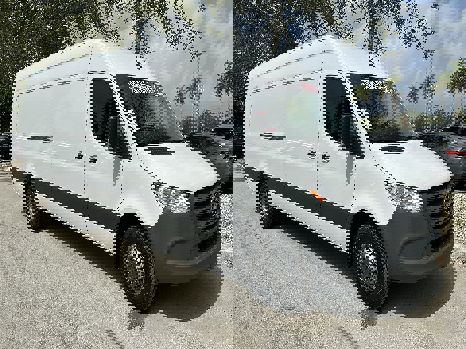 Used 2023 Mercedes-Benz Sprinter 3500 image 2