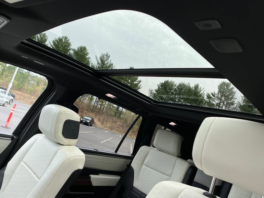 Used 2023 Toyota Sequoia Capstone AWD/4WD image 21