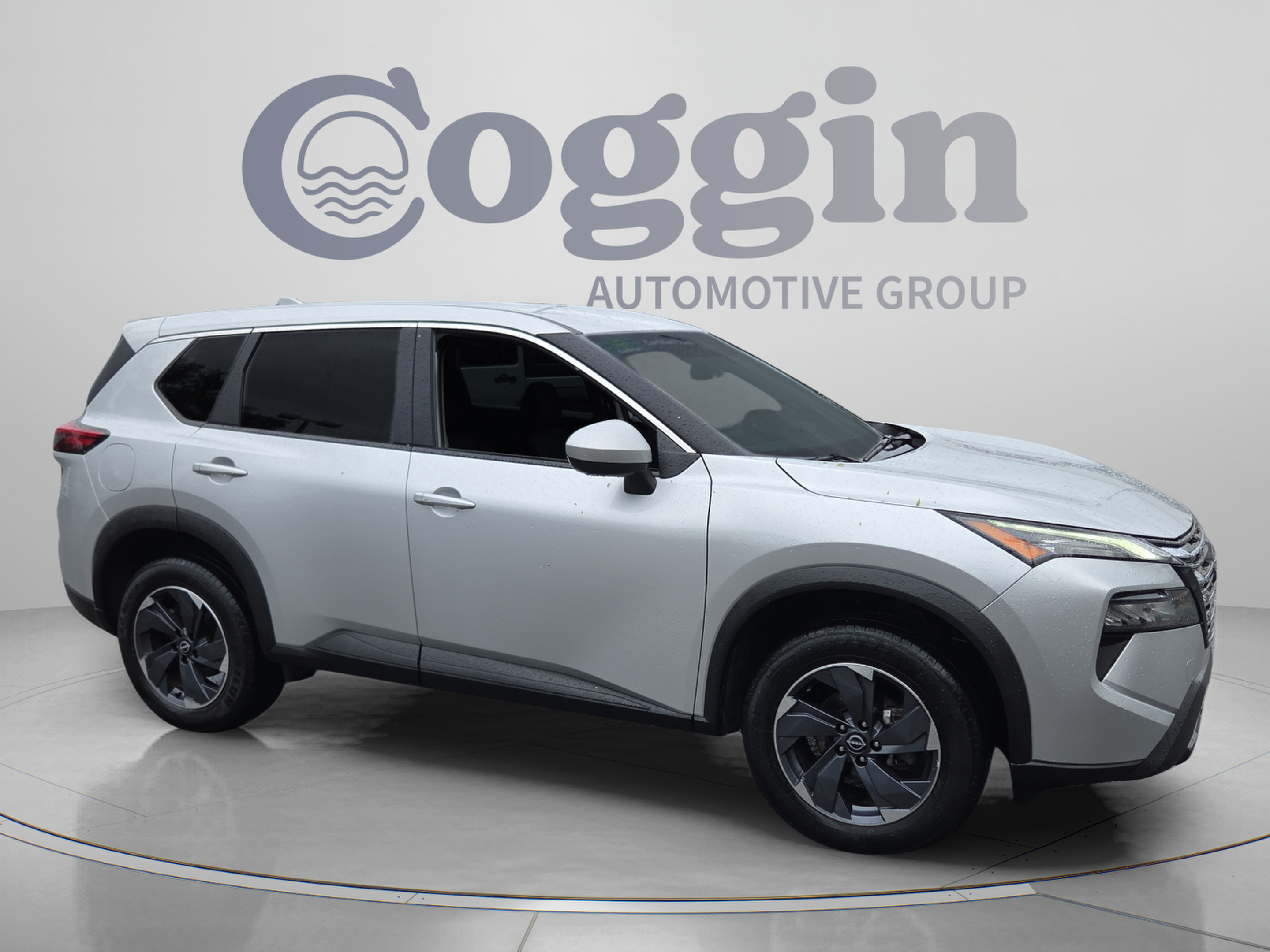 Used 2025 Nissan Rogue SV FWD image 7