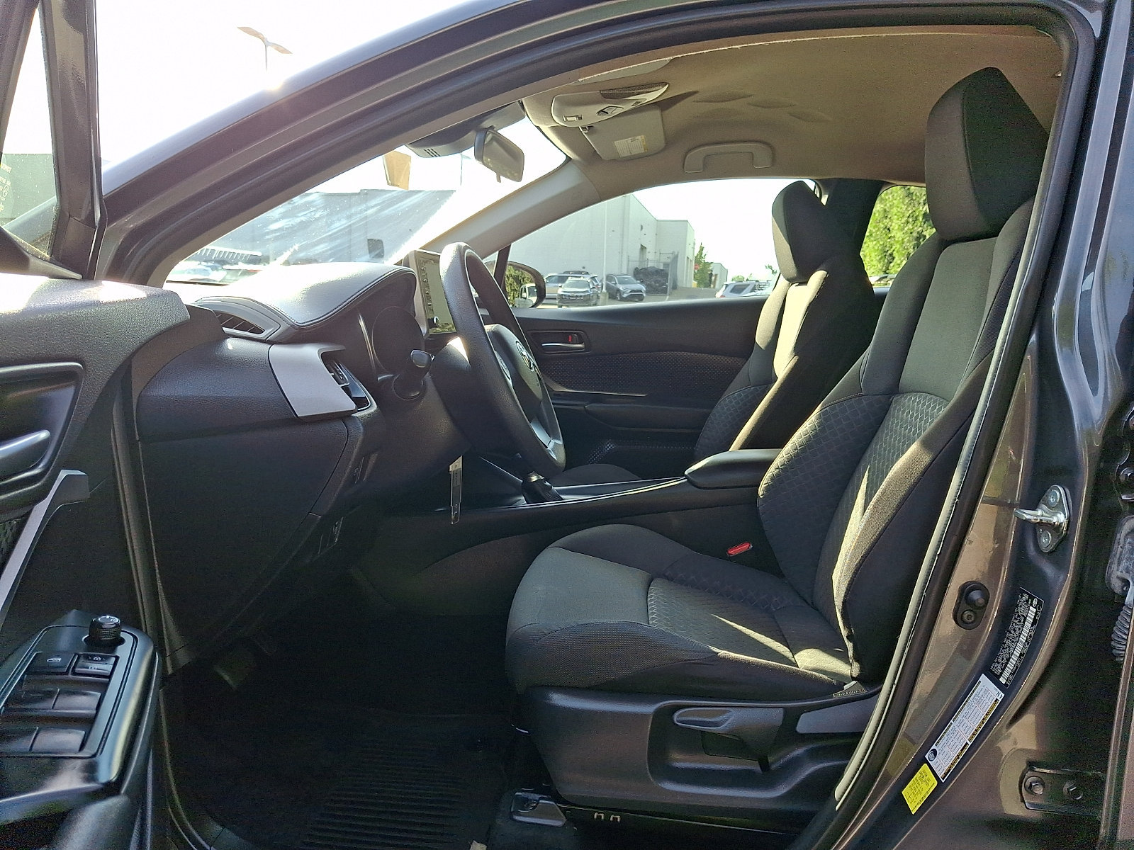 Certified 2021 Toyota C-HR LE FWD image 14