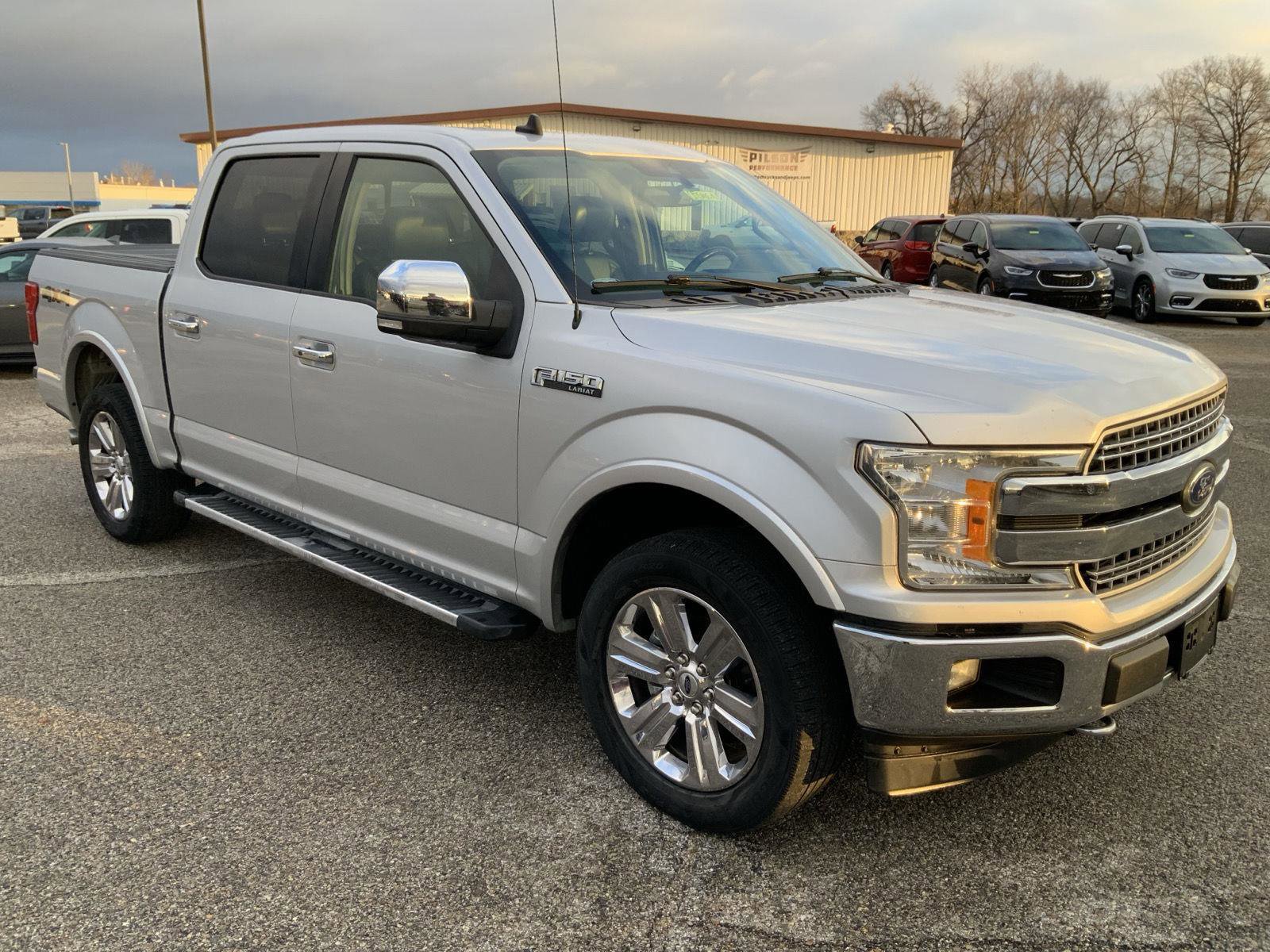 Used 2019 Ford F150 Lariat image 2