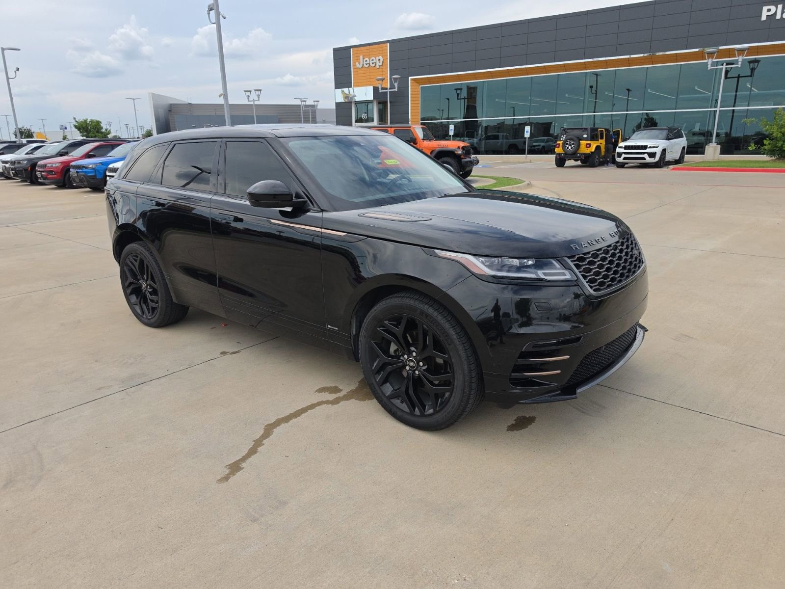 Used 2020 Land Rover Range Rover Velar R-Dynamic S AWD/4WD image 7