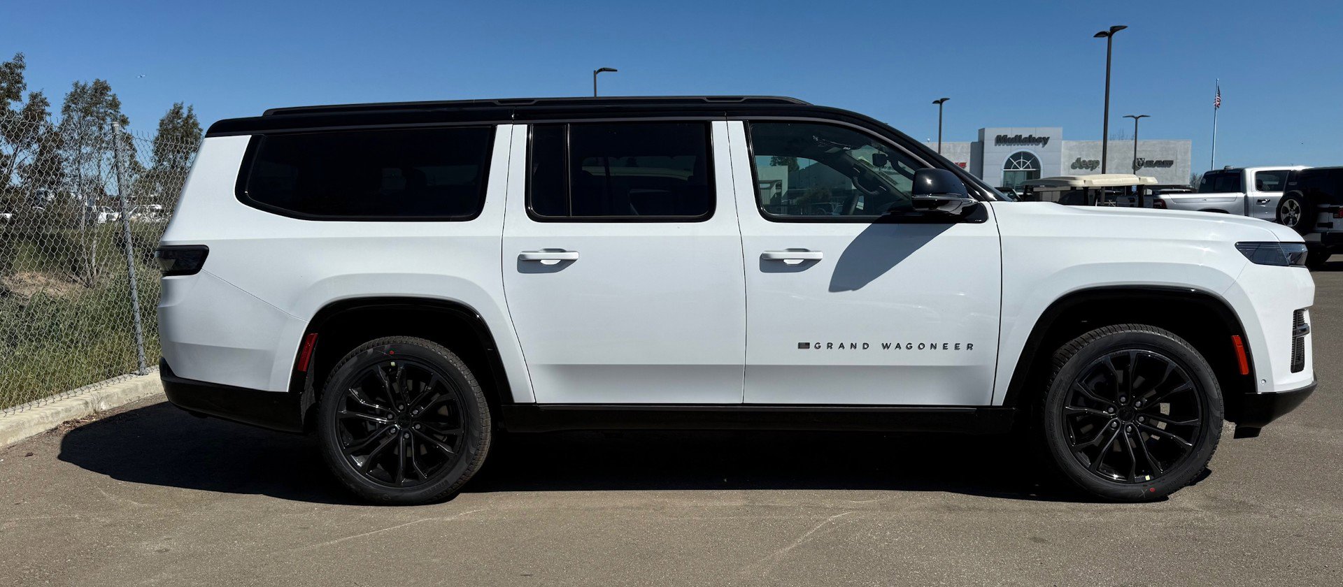 New 2026 Jeep Grand Wagoneer L Summit image 4