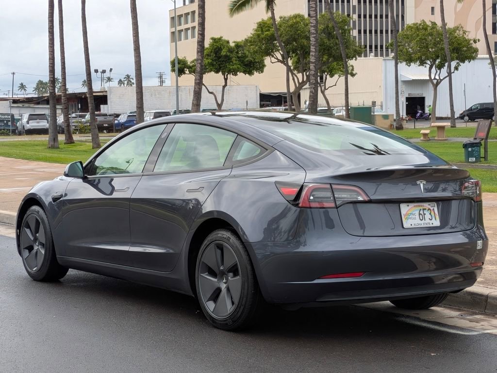 Used 2023 Tesla Model 3 Standard Range RWD image 3