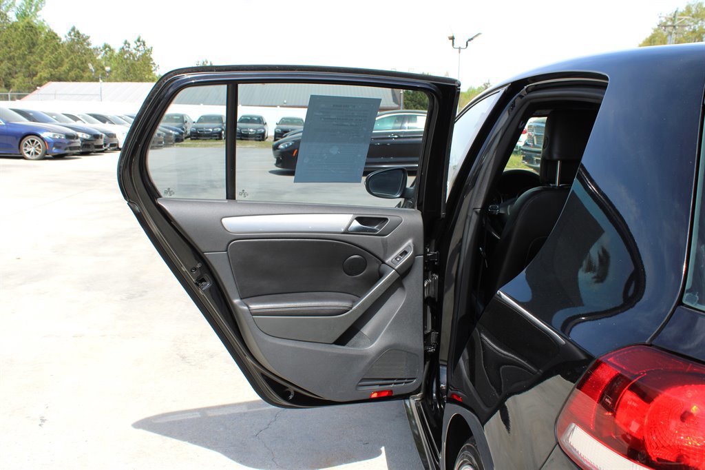 Used 2012 Volkswagen Golf 4-Door image 33