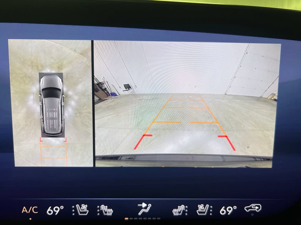 Certified 2025 Buick Enclave Avenir w/ Super Cruise Package AWD/4WD image 25