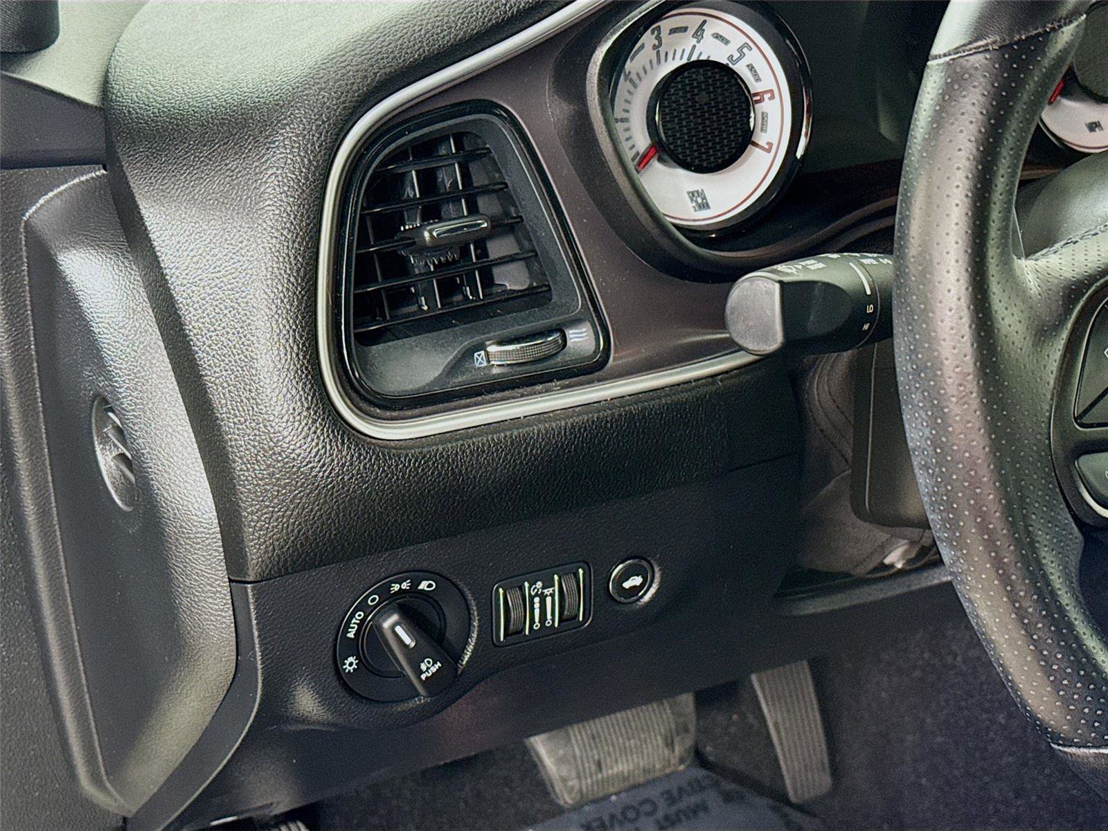 Used 2022 Dodge Challenger R/T Scat Pack w/ T/A Package image 10