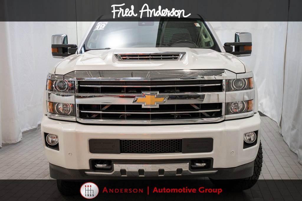 Used 2019 Chevrolet Silverado 2500 High Country w/ Duramax Plus Package AWD/4WD image 2