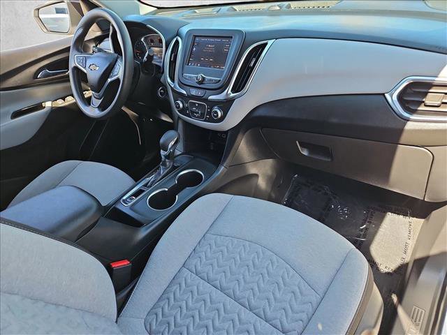 Used 2022 Chevrolet Equinox LS w/ LS Convenience Package image 27