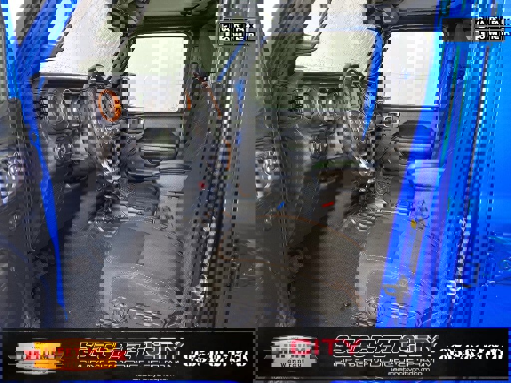 Used 2023 Jeep Gladiator Mojave w/ Trailer Tow Package image 11