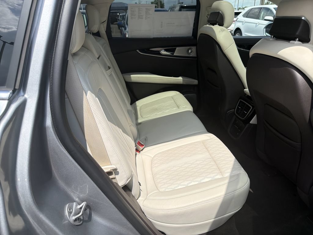 Certified 2023 Lincoln Nautilus Black Label AWD/4WD image 18