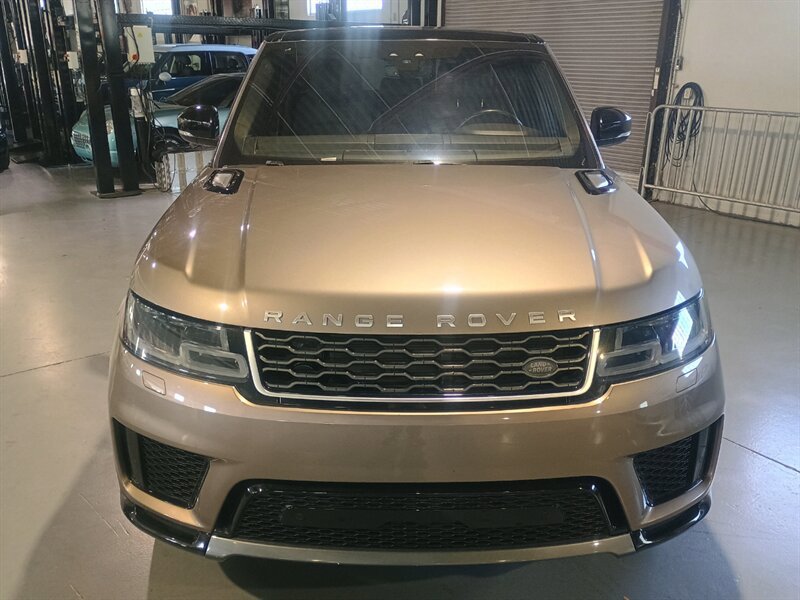 Used 2018 Land Rover Range Rover Sport HSE image 9