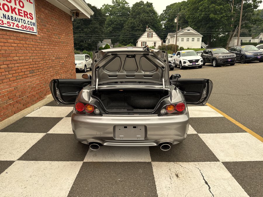 Used 2004 Honda S2000 image 28