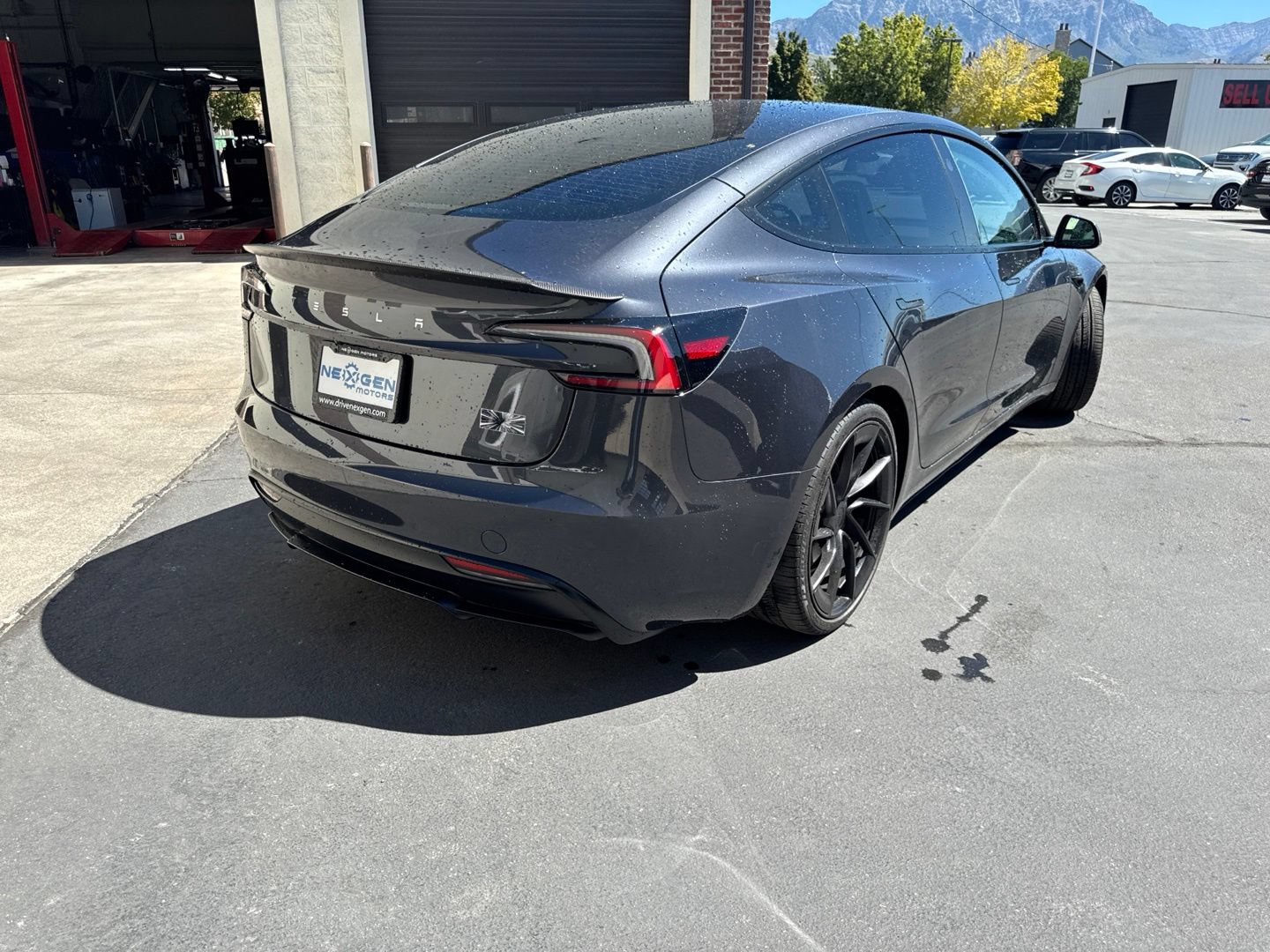Used 2025 Tesla Model 3 Performance AWD/4WD image 8