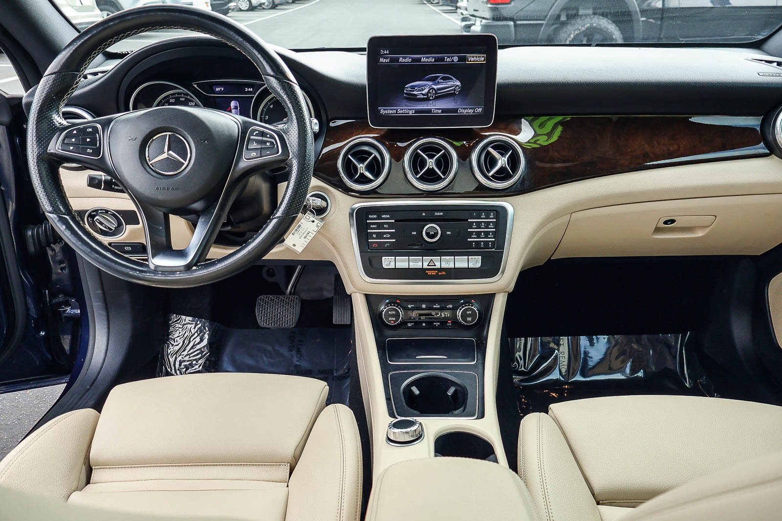 Used 2019 Mercedes-Benz CLA 250 image 8