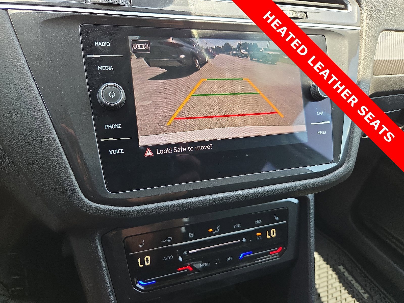 Used 2024 Volkswagen Tiguan Wolfsburg Edition image 17