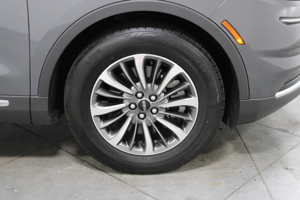 Used 2022 Lincoln Nautilus Reserve AWD/4WD image 13