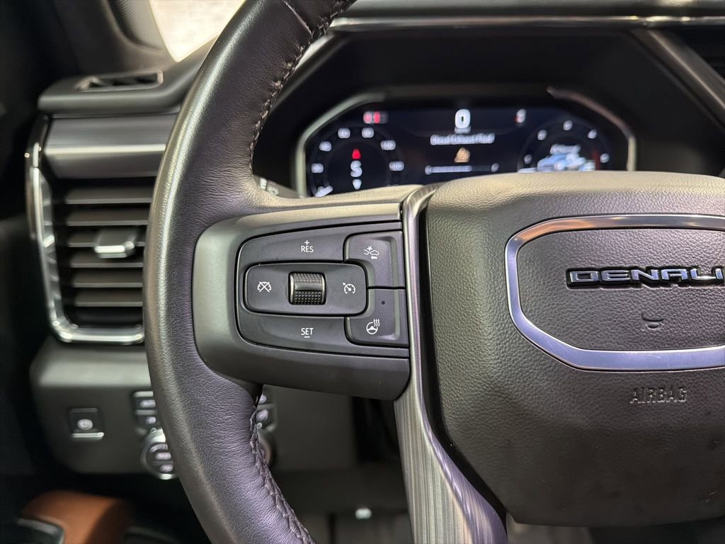 Used 2025 GMC Sierra 3500 Denali Ultimate image 17