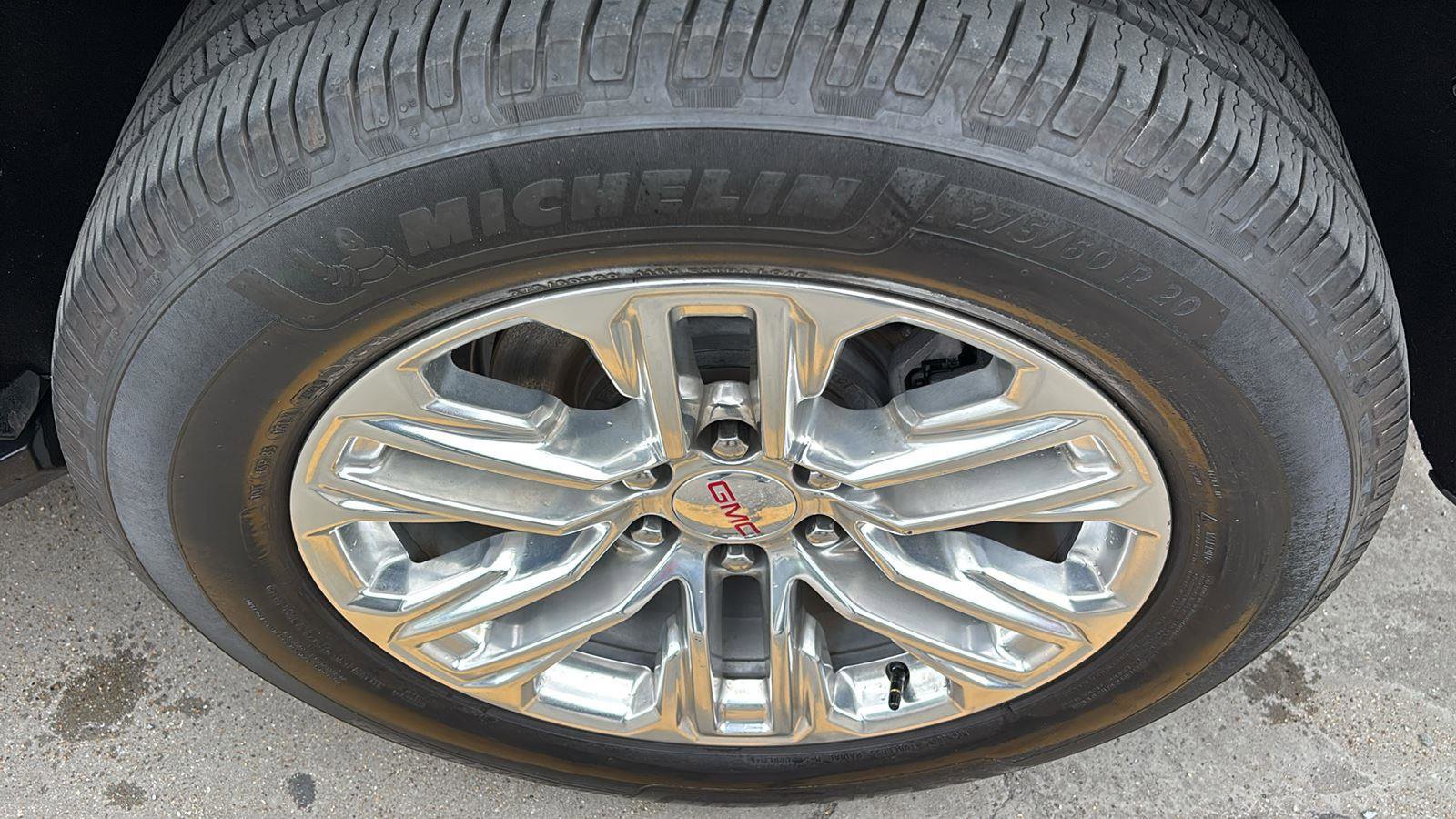 Used 2021 GMC Yukon SLT w/ SLT Luxury Plus Package image 11