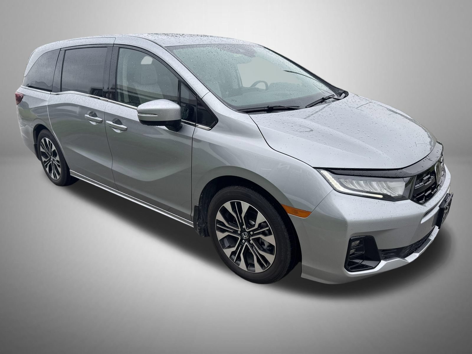 Used 2025 Honda Odyssey Elite image 2