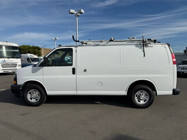 Used 2018 Chevrolet Express 2500 w/ Driver Convenience Package image 6