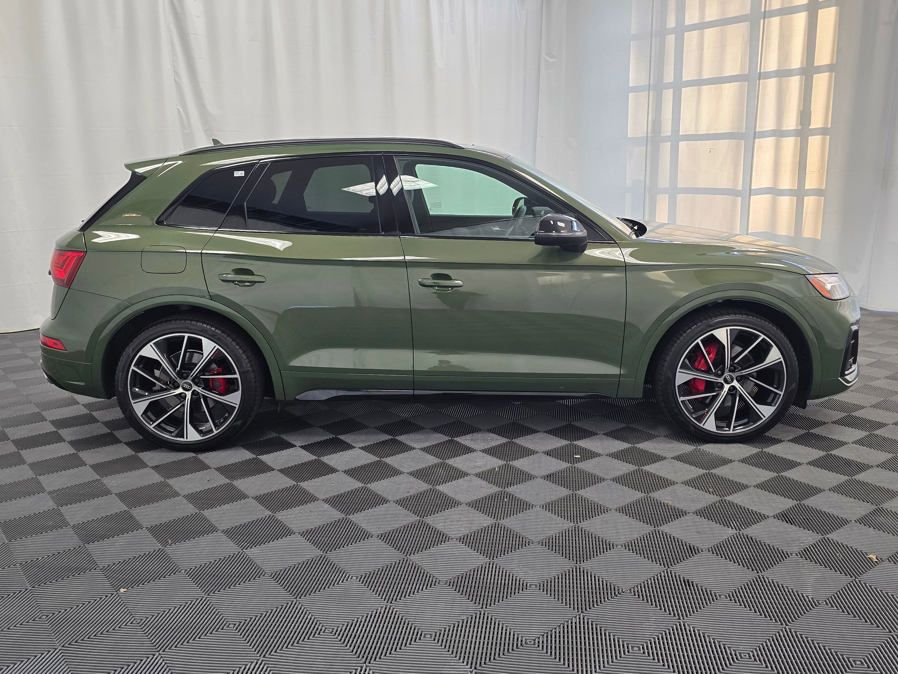 Used 2024 Audi SQ5 Premium Plus image 7