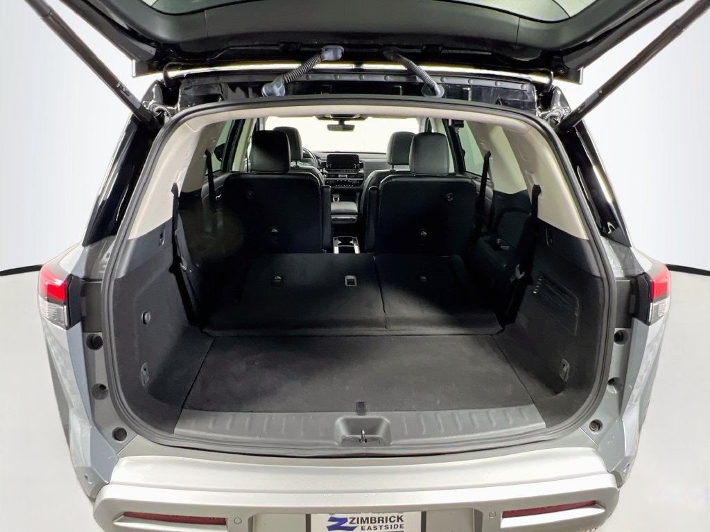 Used 2024 Nissan Pathfinder SL w/ SL Premium Package AWD/4WD image 26