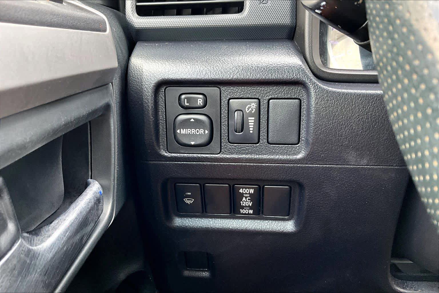 Used 2015 Toyota 4Runner SR5 RWD image 34