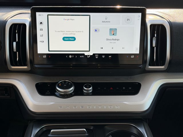 Used 2025 Ford Expedition Max Active RWD image 25
