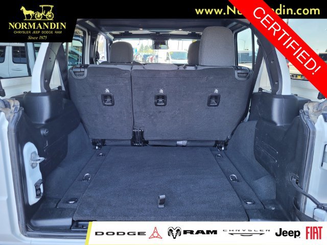 Certified 2025 Jeep Wrangler Unlimited Rubicon AWD/4WD image 19