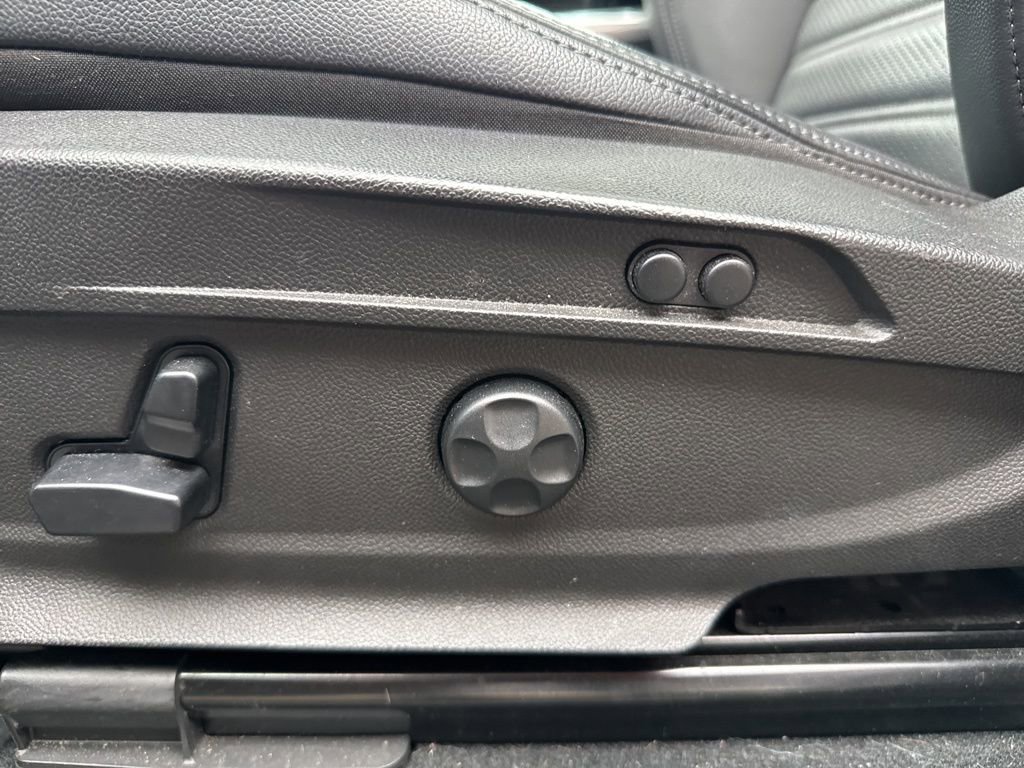 Used 2022 Alfa Romeo Stelvio Veloce image 25