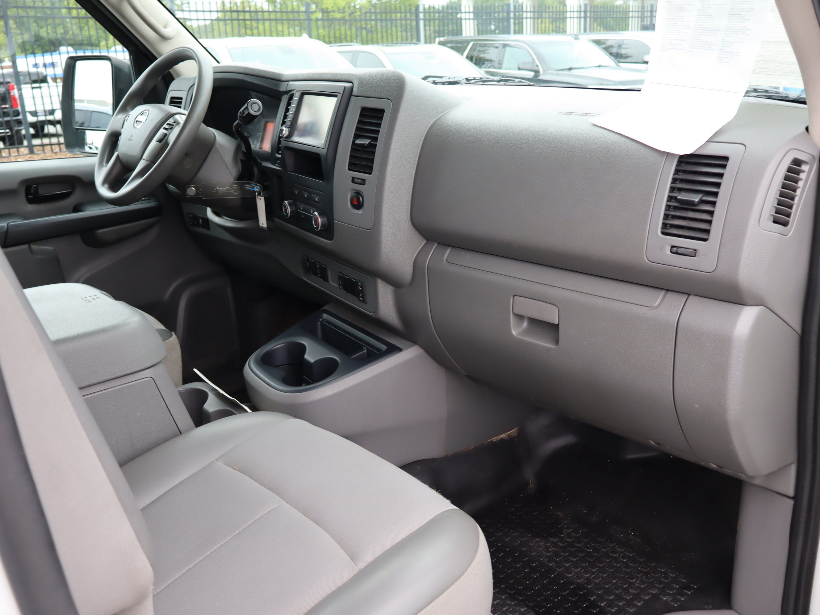 Used 2021 Nissan NV 2500 SV w/ Back Door Glass Package RWD image 33
