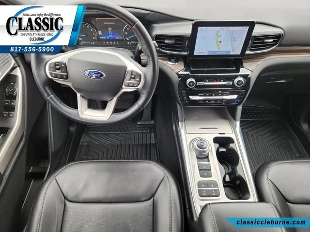 Used 2022 Ford Explorer Limited image 3