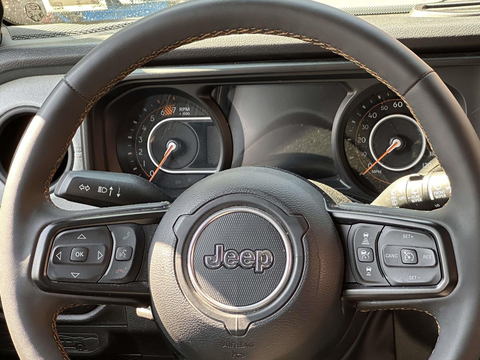 Used 2024 Jeep Wrangler Unlimited Sport AWD/4WD image 20