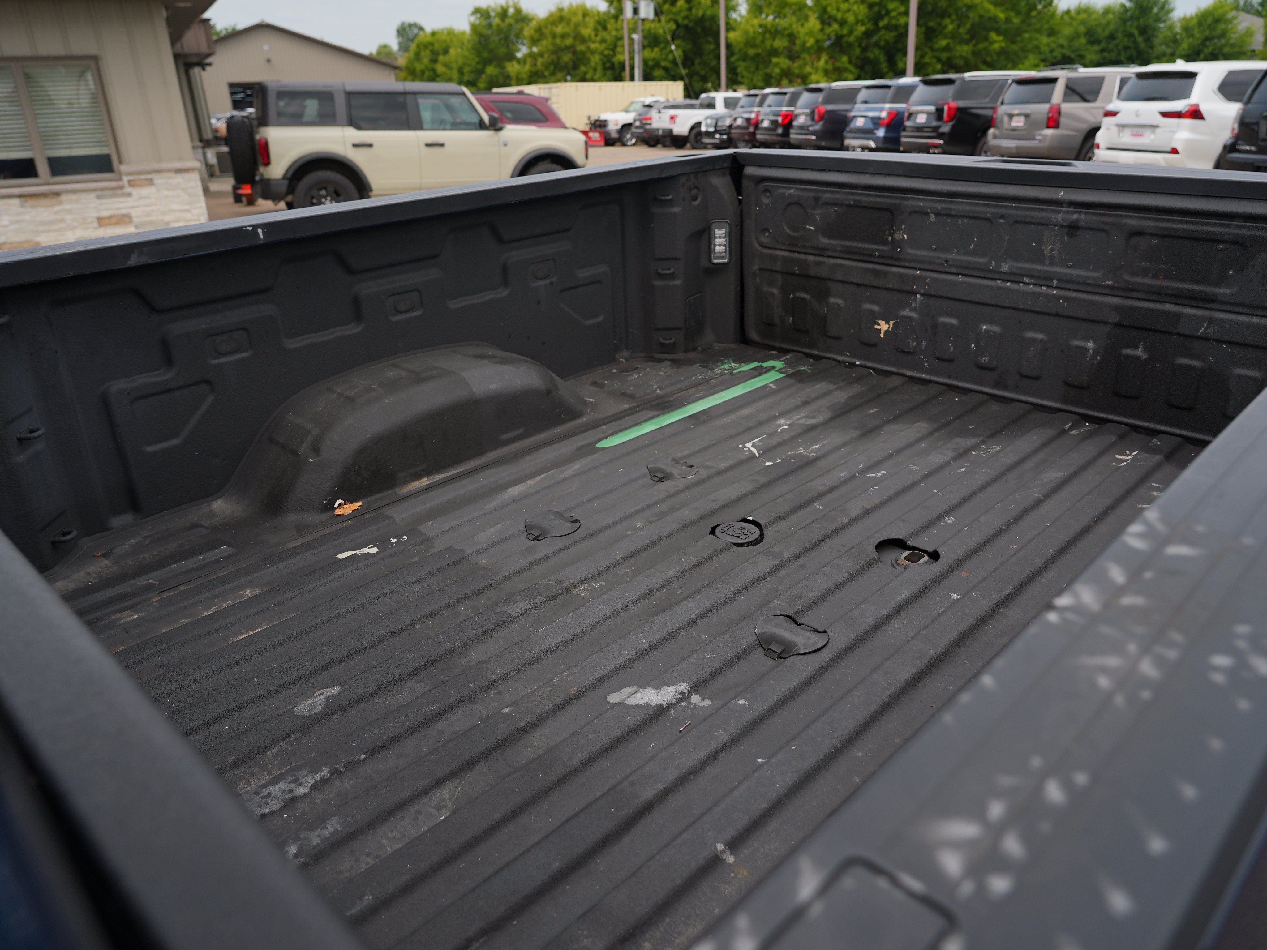 Used 2021 Chevrolet Silverado 3500 LT w/ Convenience Package AWD/4WD image 27