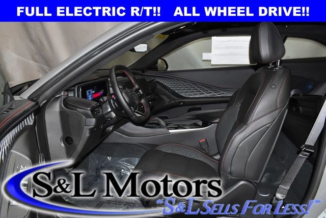 Used 2025 Dodge Charger R/T w/ Quick Order Package 25M R/T image 10